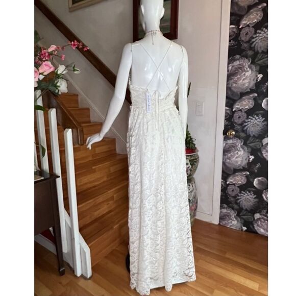 For Love & Lemons
Women's White Joelle Maxi Dress - Picture 6 of 9